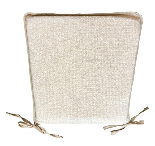 Soft textured square seat - textured,